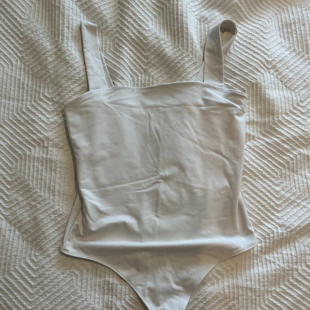 A&F Double-Layered Seamless Fabric Squareneck Bodysuit, White, Size L
